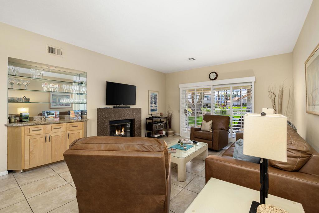 MLS #219127026DA image #11