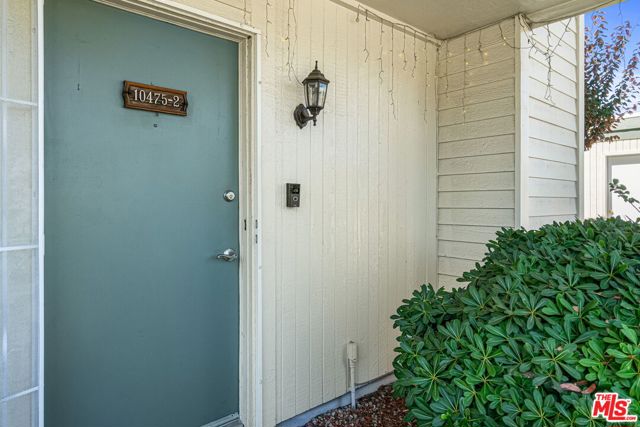 10475 Newhome Avenue, 2 photo 2
