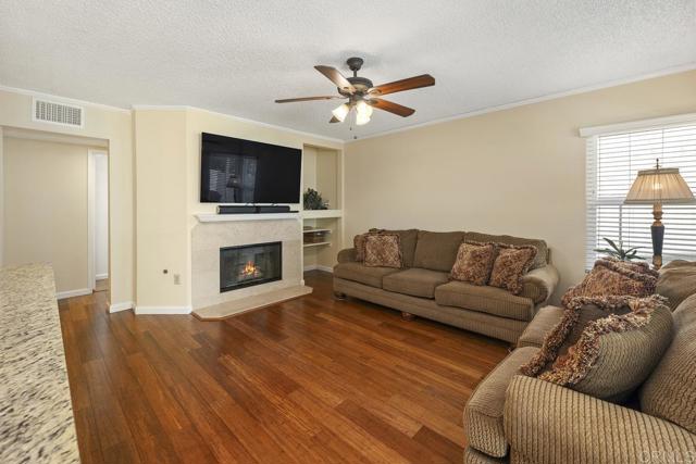 647 Boysenberry Way, Oceanside CA: https://media.crmls.org/mediaz/378984fb-c83e-4c4a-a747-8f5756542c66.jpg