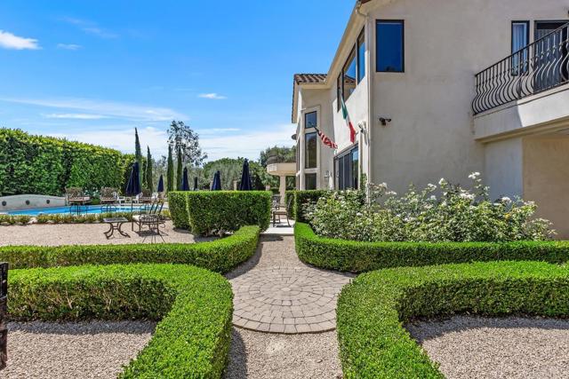 3433 Western Springs Rd, Encinitas CA: https://media.crmls.org/mediaz/378996d4-6421-45a0-913c-2109e87342aa.jpg