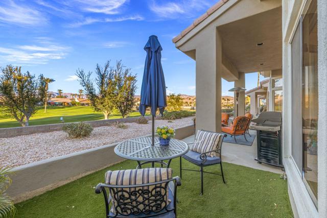 78420 Willowrich Drive, Palm Desert CA: https://media.crmls.org/mediaz/37899b51-b130-42e4-99b8-a3e27a16f585.jpg