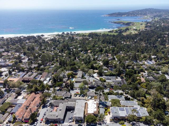 0 Mission 4 NW of 4th Street, Carmel CA: https://media.crmls.org/mediaz/378a711f-6b81-42e8-a420-7a0ab00d362e.jpg