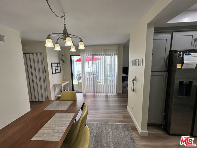 15973 Alta Vista Drive, La Mirada CA: https://media.crmls.org/mediaz/378c5c72-0e9f-401d-a550-e2dbcd03c0b7.jpg