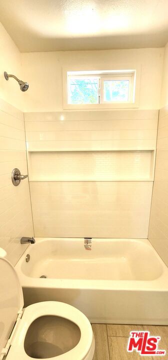 13938 Moreno Rose Pl., Moreno Valley CA: https://media.crmls.org/mediaz/378c892f-6c47-4118-aab6-7c29bda9d6c3.jpg