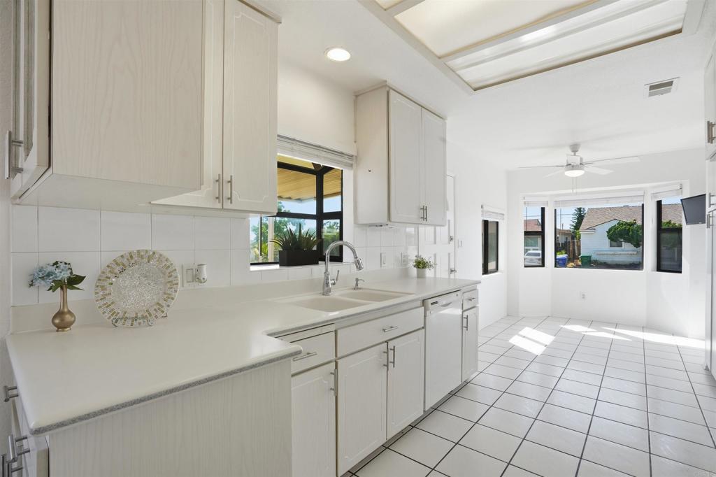 6751 Carthage Street - photo 11