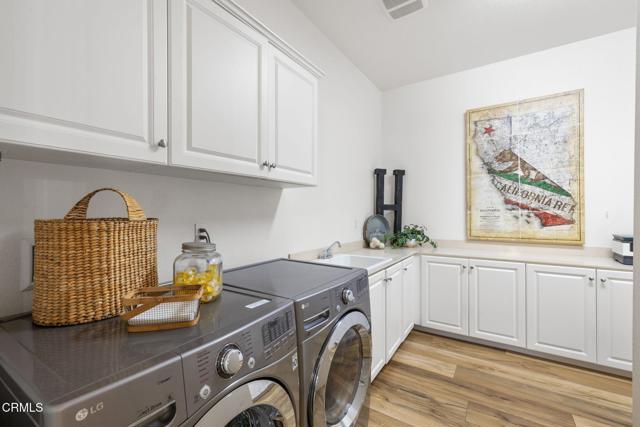 Detail Gallery Image 40 of 53 For 9700 Kingsport Pl, Bakersfield,  CA 93306 - 2 Beds | 2/1 Baths