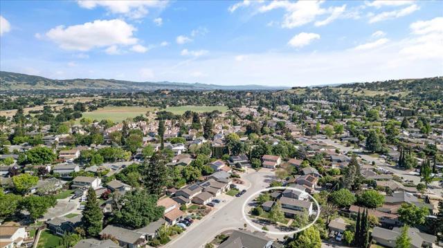 670 Roble Drive, Morgan Hill CA: https://media.crmls.org/mediaz/378f1e28-fc8a-4a08-8a3b-7bc8af75bb89.jpg