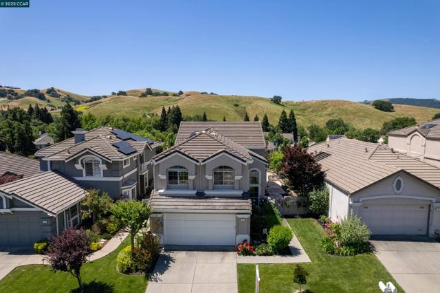 315 Glasgow Circle, Danville CA: https://media.crmls.org/mediaz/3790a5b0-ef65-4ff0-a96e-f84ad1972987.jpg