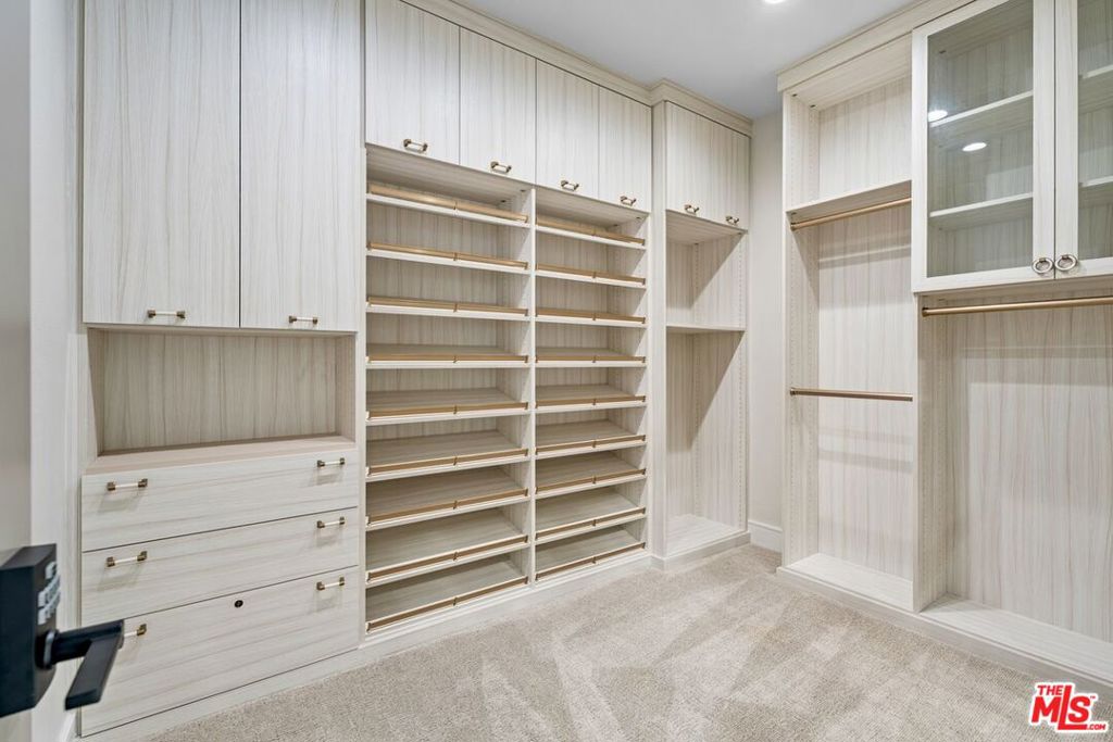 MLS #25619353 image #26