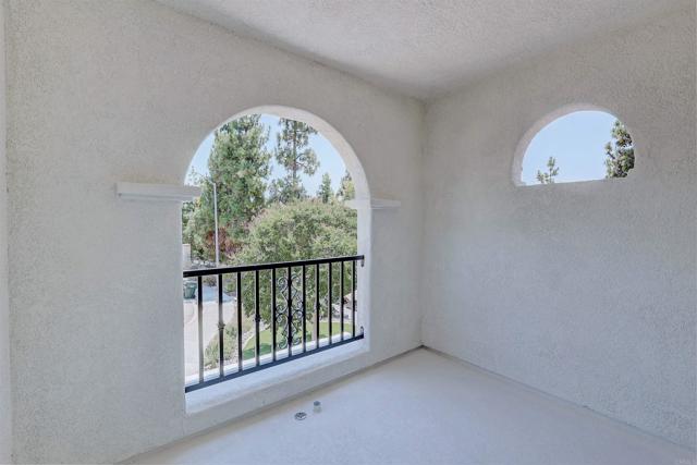 954 Prism Drive, San Marcos CA: https://media.crmls.org/mediaz/37914b48-9b19-4a81-b4a0-c99d7bea9f0a.jpg