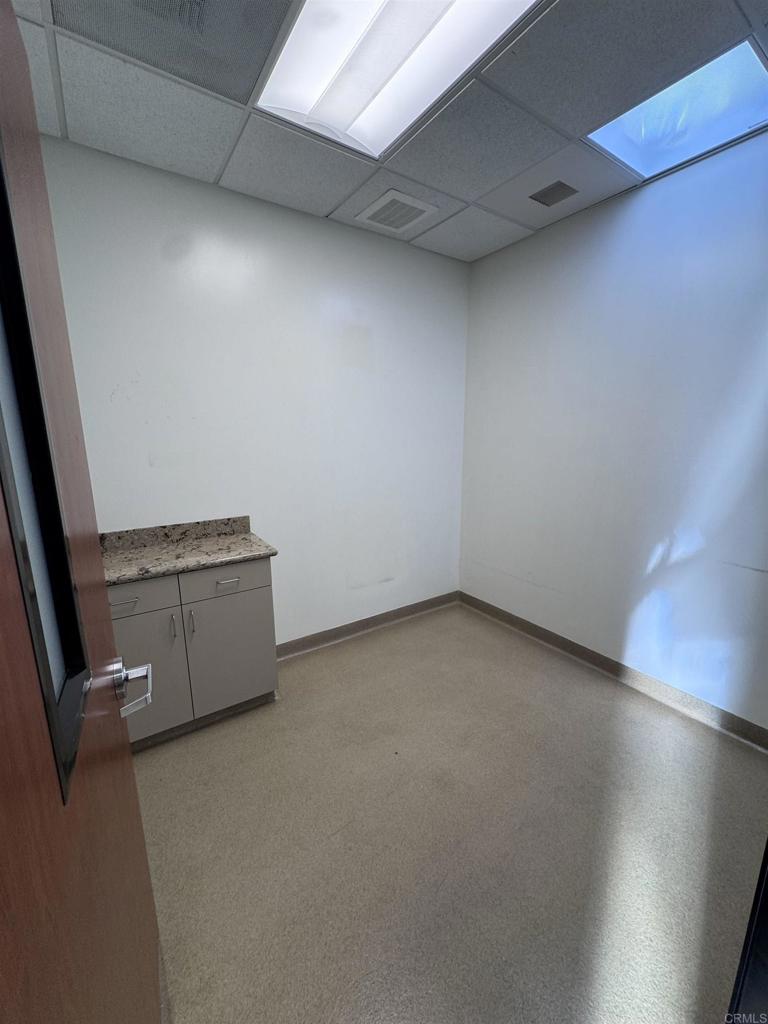 7527 Draper Avenue - photo 8