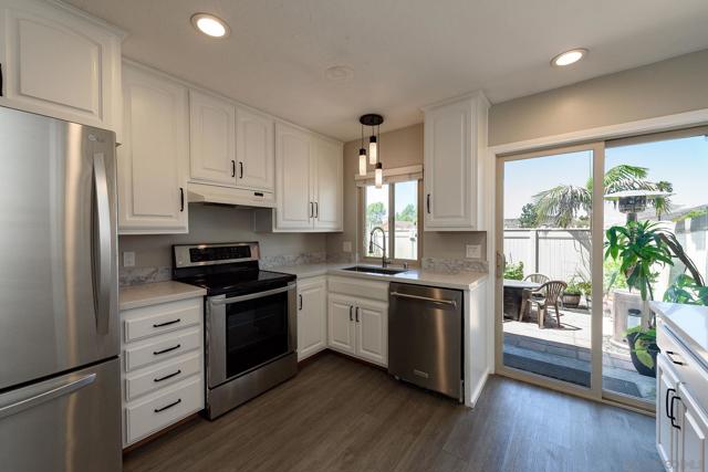 8721 Wahl St, Santee CA: https://media.crmls.org/mediaz/3792cdf6-c605-40e9-9c64-4ed02a54e287.jpg