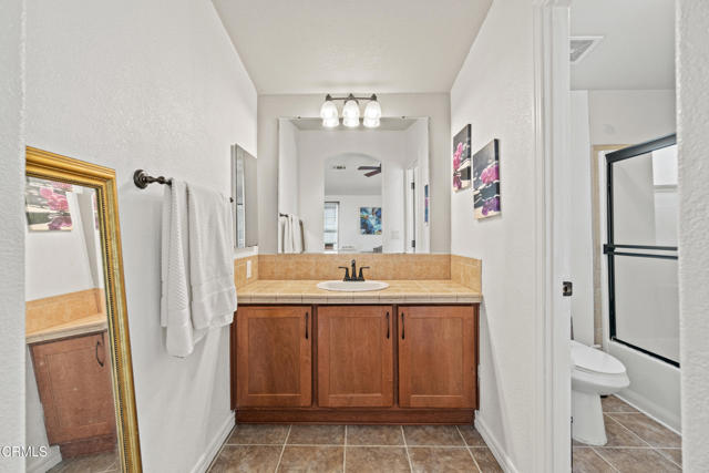 Detail Gallery Image 29 of 40 For 24 via Rosal #24,  Camarillo,  CA 93012 - 2 Beds | 2 Baths