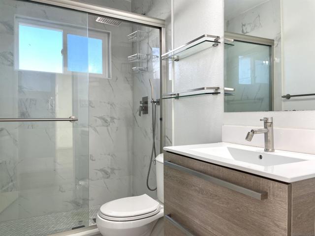 4106 Dellwood St, San Diego CA: https://media.crmls.org/mediaz/3794c702-1e63-4dbc-9408-50b2a4b47a85.jpg