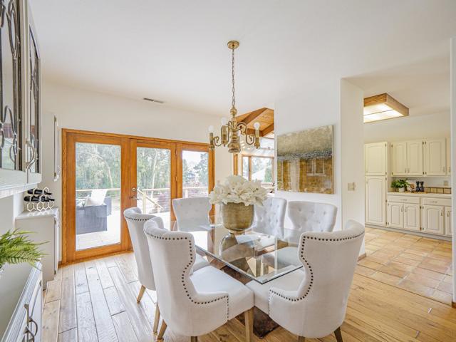 1125 Sumner Avenue, Aptos CA: https://media.crmls.org/mediaz/37951390-6acd-41a2-b03d-f76a2b72fd41.jpg