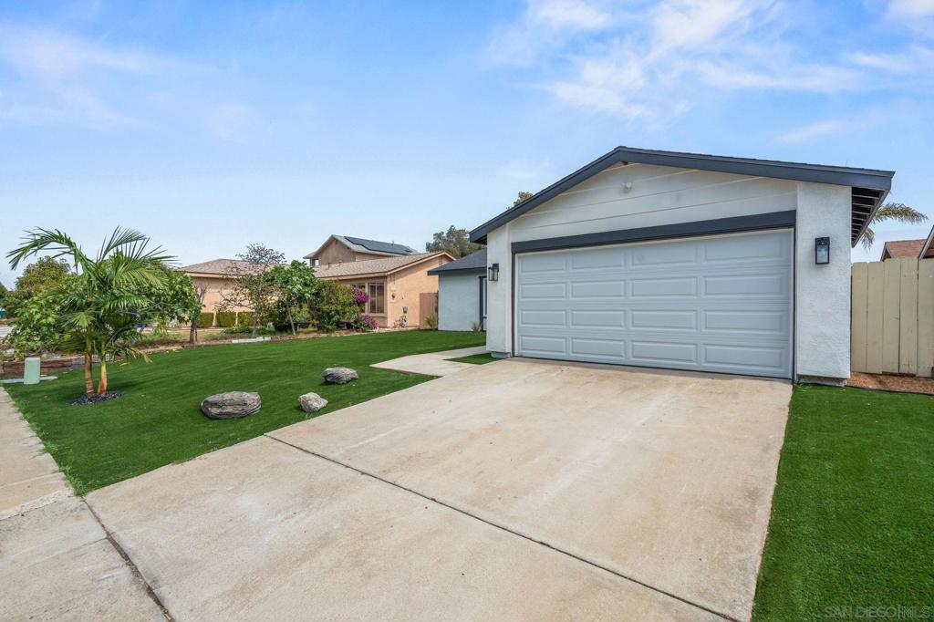 MLS #250045026SD image #18