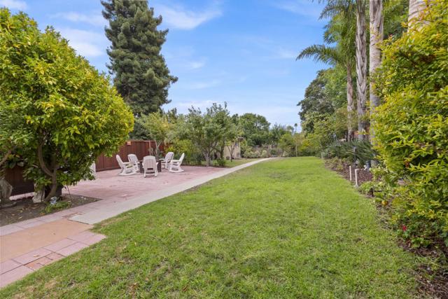 233 Rigg Street, Santa Cruz CA: https://media.crmls.org/mediaz/3796155b-4e10-4565-8a6a-f63b9cb1e4bd.jpg