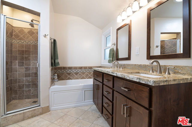 12954 Otsego Street, Sherman Oaks CA: https://media.crmls.org/mediaz/379777a8-de99-4fa9-a950-4f384c881732.jpg