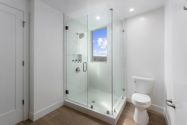 Detail Gallery Image 16 of 24 For 2648 State Street, Unit #E, Carlsbad,  CA 92008 - 3 Beds | 3/1 Baths