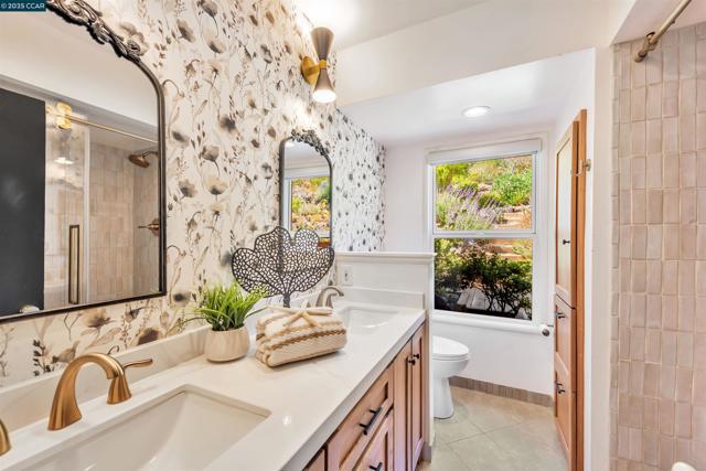 23 El Verano, Orinda CA: https://media.crmls.org/mediaz/3797f9a3-c64e-4bc9-94f6-6e774011cf2d.jpg