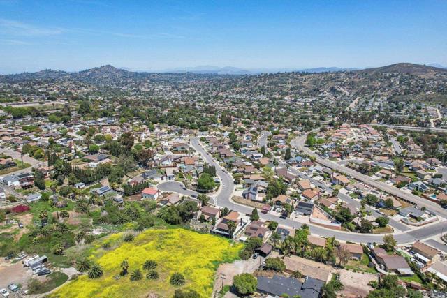 2044 Siegle Dr, Lemon Grove CA: https://media.crmls.org/mediaz/3798e7e3-a98d-4e51-a895-f36ab1cc7ebb.jpg