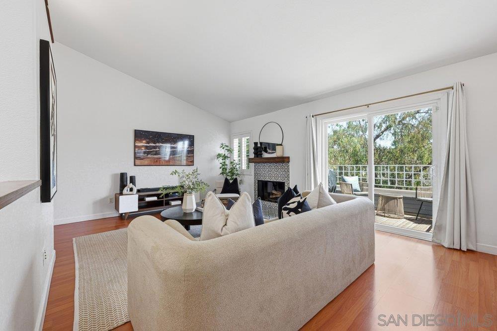 12805 Carriage Rd - photo 2