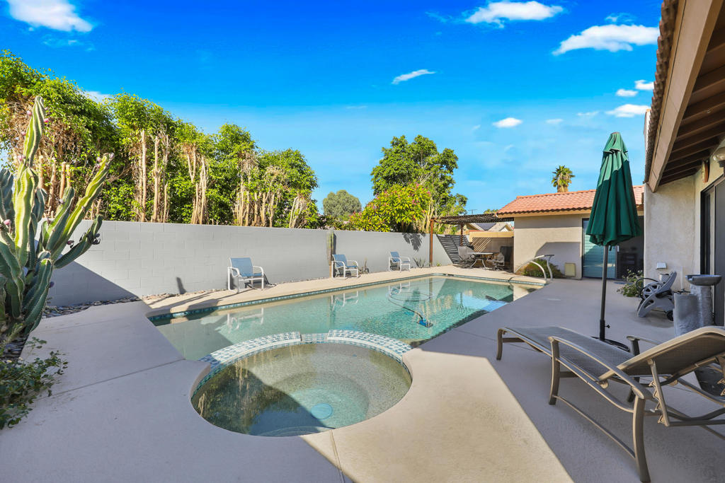 MLS #219138008DA image #24