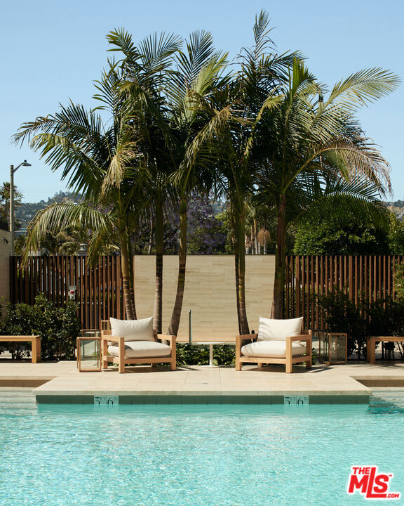 8899 Beverly Boulevard, West Hollywood CA: https://media.crmls.org/mediaz/379add83-9e27-41bd-8e23-535db7f9d0cd.jpg