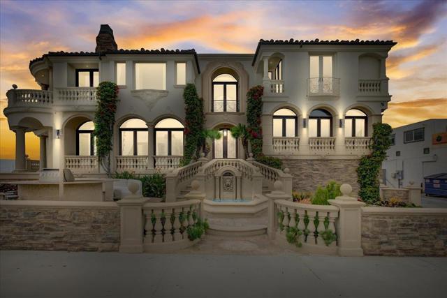 100 The Strand, Hermosa Beach CA: https://media.crmls.org/mediaz/379b7757-6bc8-4d5f-ab61-2d435cfc3f80.jpg