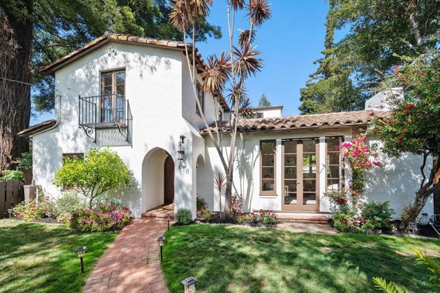 618 Occidental Avenue, San Mateo CA: https://media.crmls.org/mediaz/379d2595-17e1-44ac-b10c-42196fb01bbd.jpg