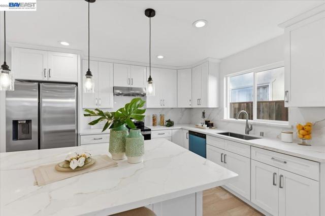 Image 12 of 46 For 4519 Edwards Ln