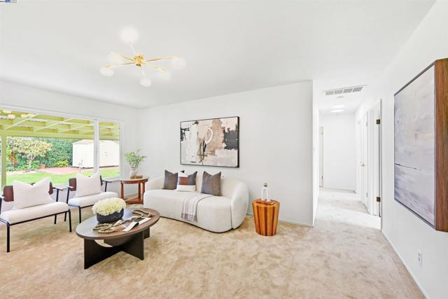 Image 7 of 41 For 5169 Lawler Ave