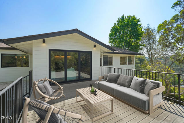 624 Camino Cerrado, South Pasadena CA: https://media.crmls.org/mediaz/379dcfd5-56c3-478d-a8f1-d649d5260577.jpg