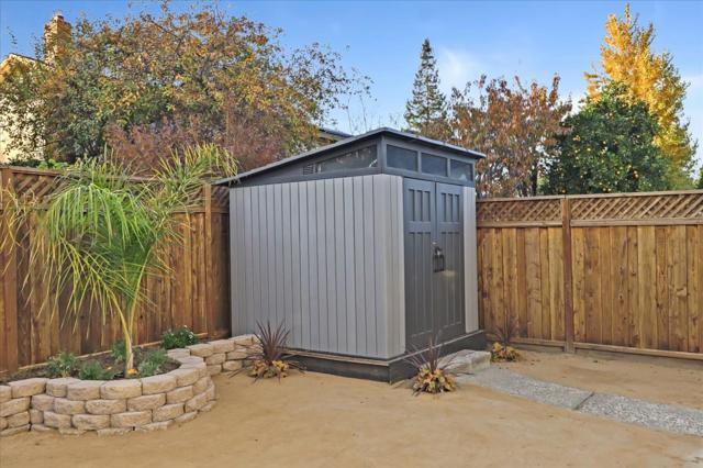249 Purple Glen Drive, San Jose CA: https://media.crmls.org/mediaz/379e35d5-2c35-4fbb-acc9-945ece4e021e.jpg