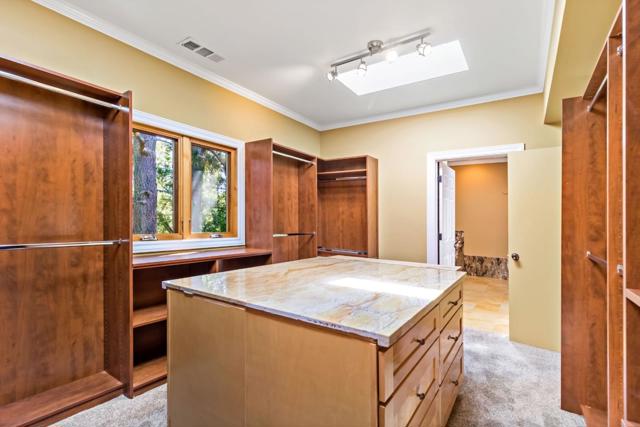 711 W California Way, Redwood City CA: https://media.crmls.org/mediaz/37a02edd-8885-4f37-8d9d-ea76309e1311.jpg