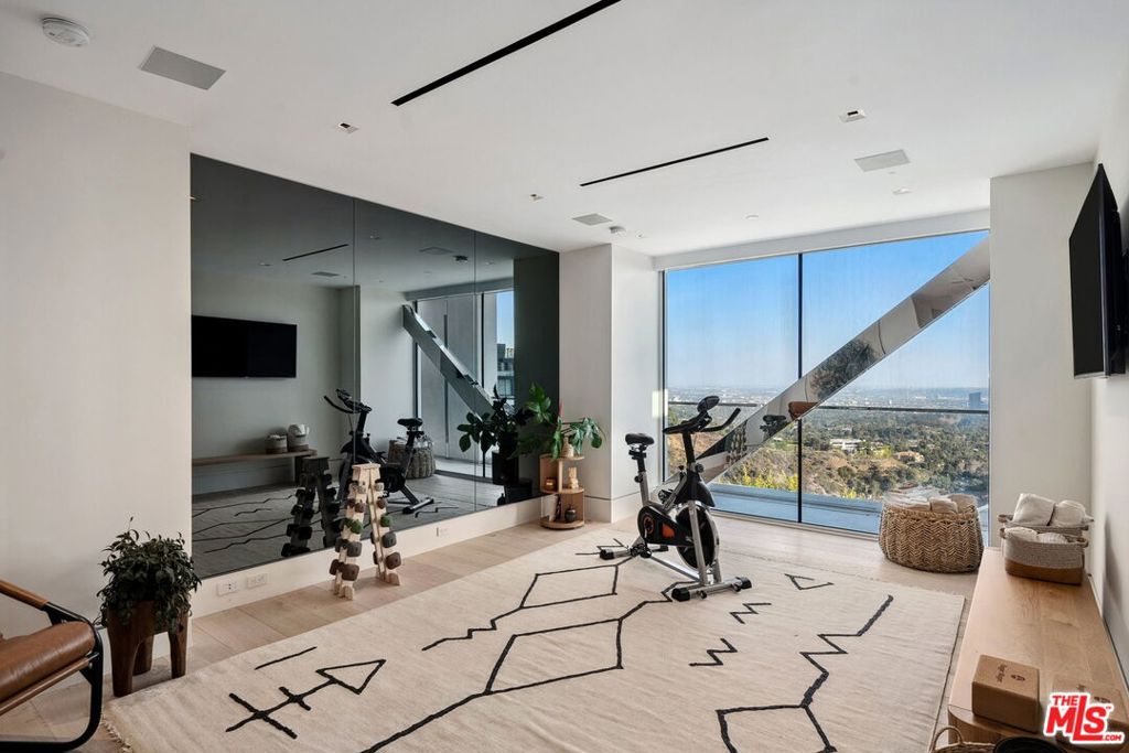 MLS #25488287 img 44