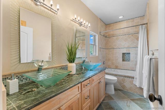 12443 Mirar De Valle, Valley Center CA: https://media.crmls.org/mediaz/37a12813-2d2f-4563-8ff2-bd7d14c8d595.jpg