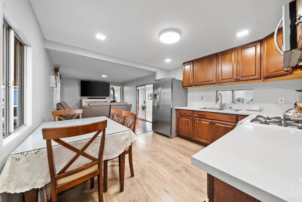 6460 Convoy #271 Court - photo 4