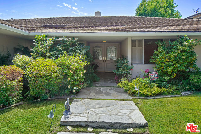Image 2 for 2117 Eric Dr, Los Angeles, CA 90049