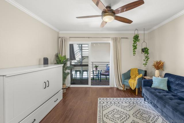 1021 Scott St, San Diego CA: https://media.crmls.org/mediaz/37a252bd-4e3d-4079-946c-9e5b451b02f0.jpg