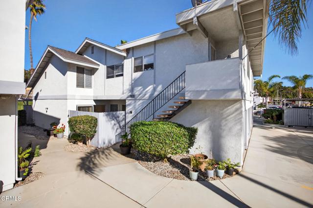 Detail Gallery Image 3 of 18 For 2543 E Harbor Bld #1,  Ventura,  CA 93001 - 2 Beds | 1/1 Baths