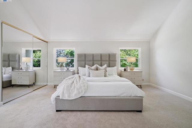 7467 Sundrop Ct, Pleasanton CA: https://media.crmls.org/mediaz/37a33150-b70e-43aa-a6ec-06522c616c0e.jpg