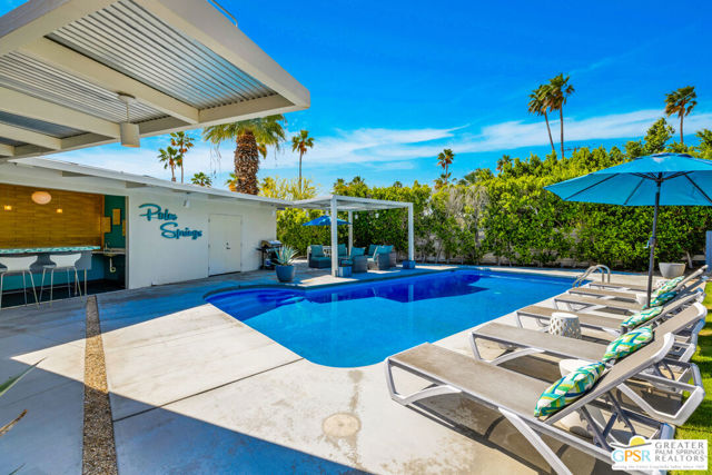1841 N Berne Drive, Palm Springs CA: https://media.crmls.org/mediaz/37a37c0e-c73d-4d53-aac1-ebc8259a4bcc.jpg