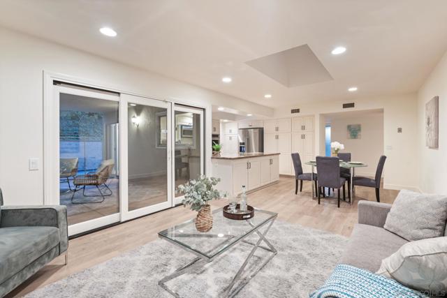 6221 BRYNWOOD COURT, San Diego CA: https://media.crmls.org/mediaz/37a4f610-60de-487a-aef5-61a0dcd7cd79.jpg