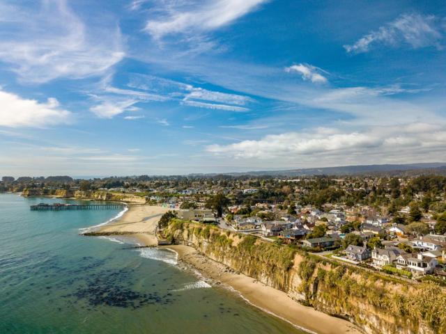 2878 Lindsay Lane, Soquel CA: https://media.crmls.org/mediaz/37a50f30-1bf6-4137-90e0-59f10393c89a.jpg