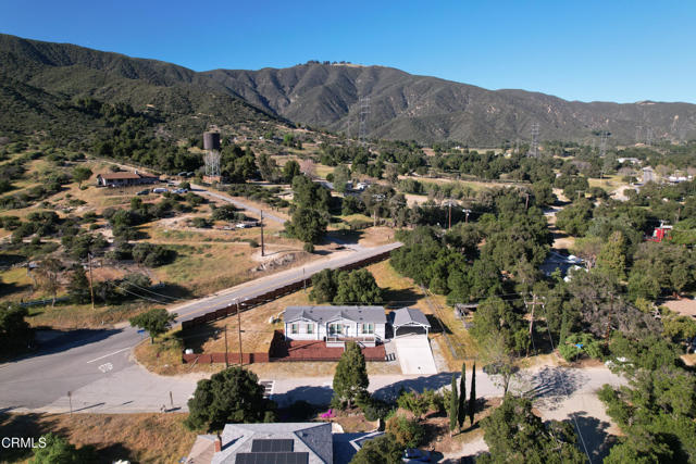 Detail Gallery Image 2 of 37 For 39421 Calle El Parado Rd, Santa Clarita,  CA 91350 - 4 Beds | 2 Baths