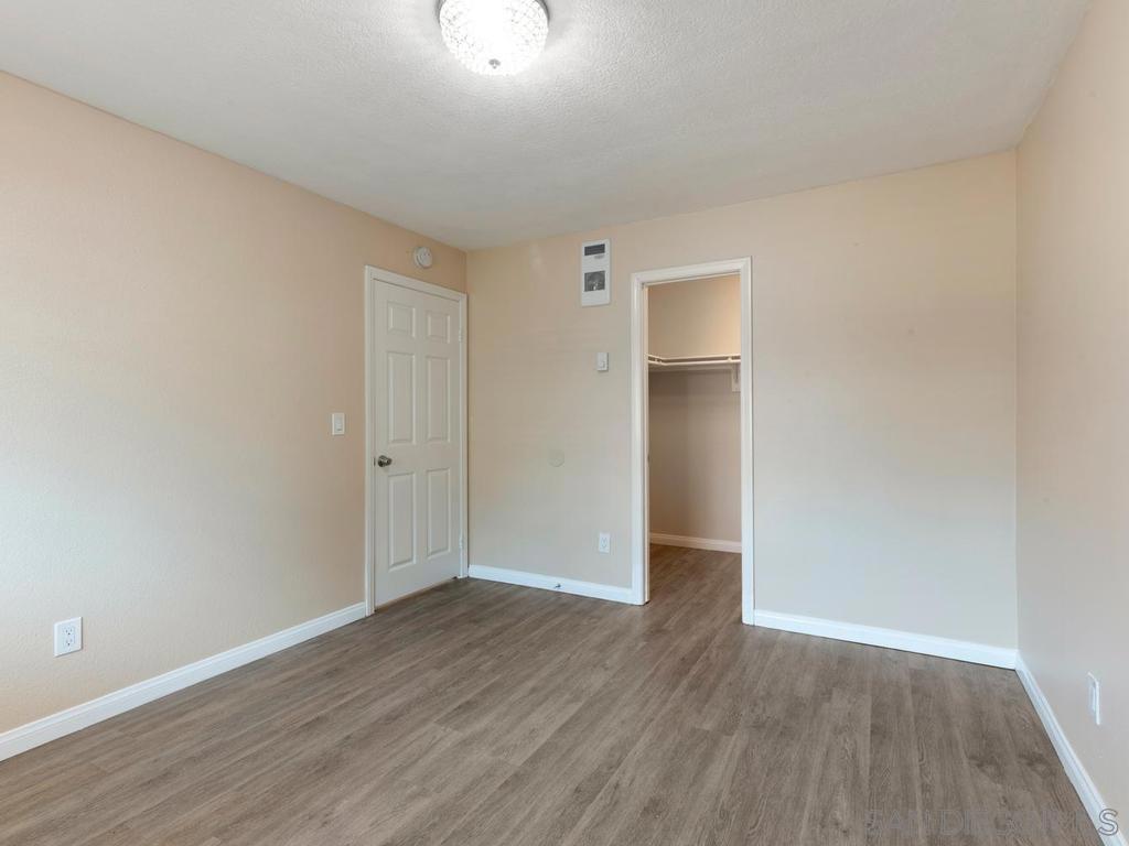 2094 Grand Ave - photo 15