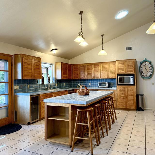 Detail Gallery Image 20 of 75 For 2848 Los Alisos, Fallbrook,  CA 92028 - 5 Beds | 3 Baths