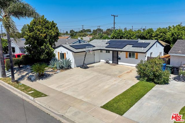 Image 33 of 42 For 5541 Marcella Avenue