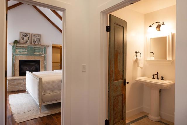 0 Guadalupe 4 NW of 1st, Carmel CA: https://media.crmls.org/mediaz/37a6a940-aec5-453f-b5a2-9b588d425f60.jpg